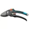 Pruning shears with cutting sleeve M