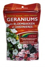 DCM Plant food for geraniums and balcony plants 750g
